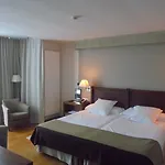 De Ξενοδοχείο 4*