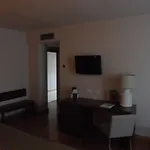 Ξενοδοχείο De 4*