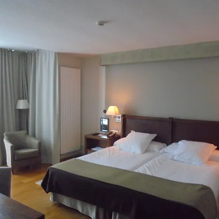 De Szálloda 4*
