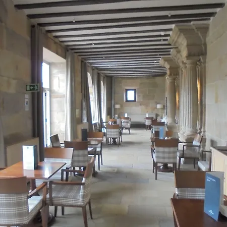 Hotel De 4*